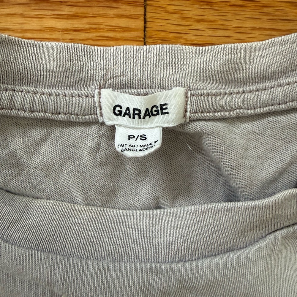 Garage Cropped T-shirt - Picture 2 of 3